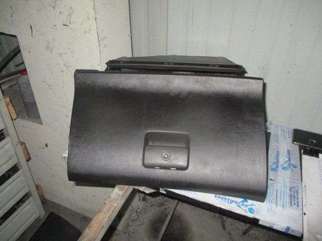 Porta luvas PEUGEOT 307 CC (3B)