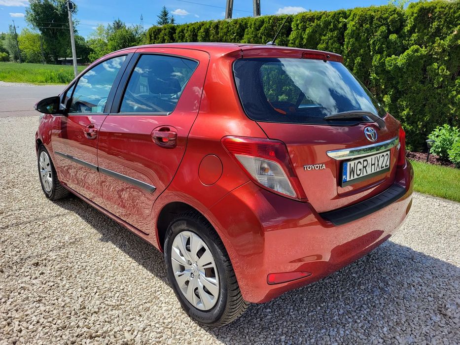 Toyota Yaris Salon Polska 1.33Benzyna Lekko Uszkodzona