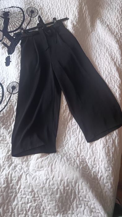 Stylowe czarne spodnie Primark | Rozmiar 32 (EU) / 4 (UK)
