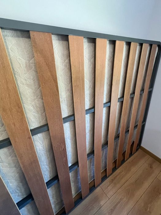 Cama em Otimo estado