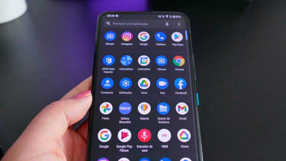 Asus ZenFone 8 Flip 6.7", Telemóvel Android 13 (8 GB RAM, 256 GB ROM)