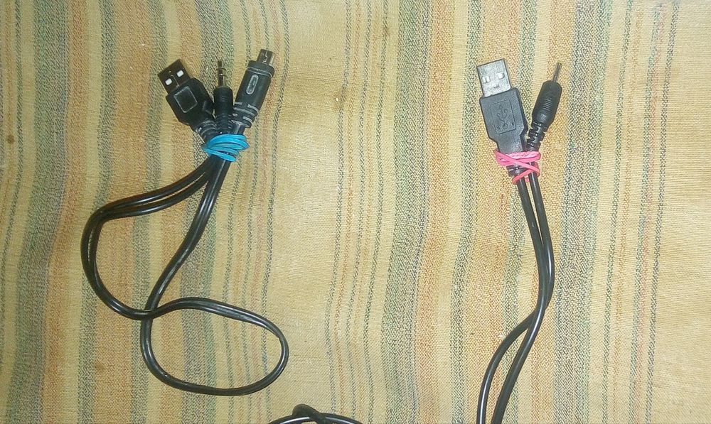 Продам мобільні аксесуари