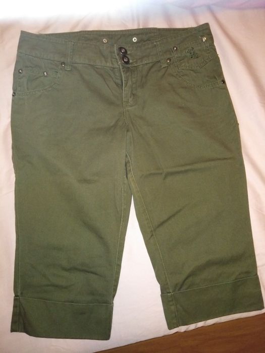 Spodnie damskie krótkie
