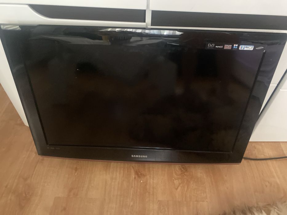 Samsung 32 cali.Stan bardzo dobry.