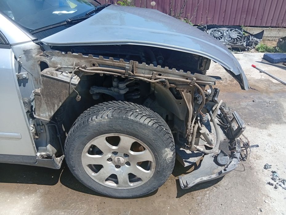 розборка Ауди А4 б6 после дтп