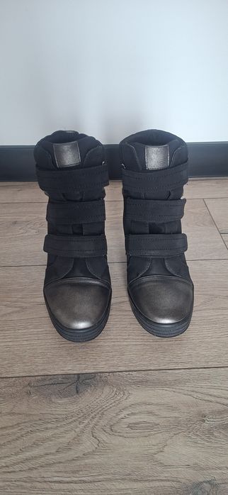 Buty na Koturnie