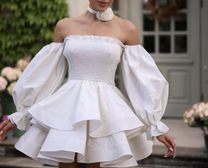 Сукня нова білий колір