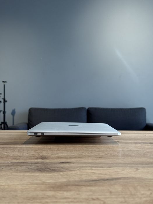 MacBook Air 13 2020 i5 1.1ghz 8/256gb !! Гарантія від магазину !!