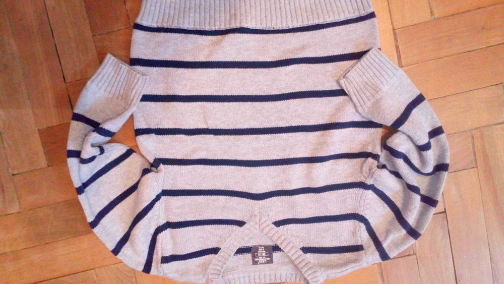 Sweter chłopięcy 110cm. Stan idealny.