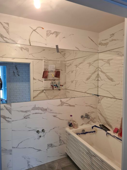 Lustra na wymiar, grafika na szkle