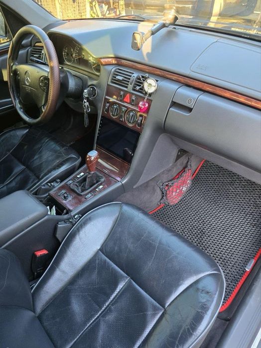 Мерседес Бенц w210 Rest м111. Гарний стан ! Срочно