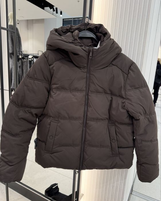 Жіноча куртка зимова Reserved  шоколадна