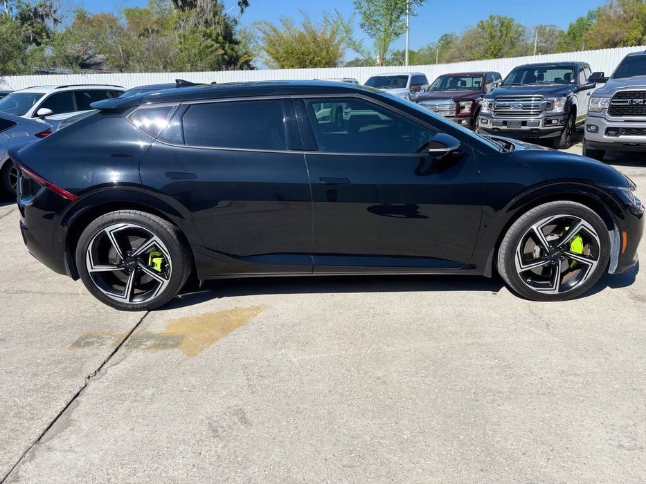 Kia EV6 GT      2023