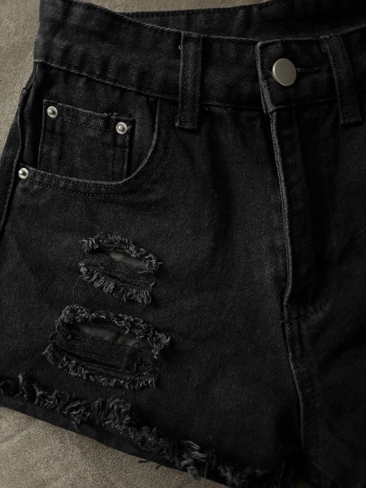 Джинсові шорти жіночі