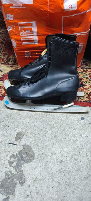 Łyżwy figurowe Rozmiar 44