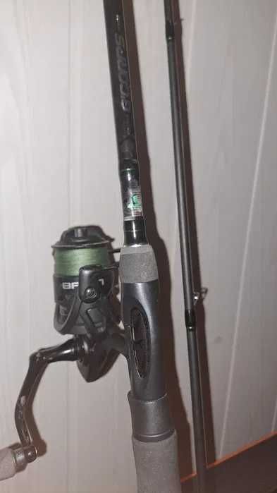 Moulinet De Pêche Spinning Gunki G'Corps GT FV - Taille 2500 - Frein Avant - Pour Perche, Eau Douce