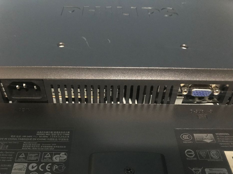 Monitor Philips 17”