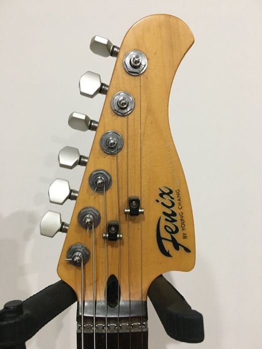 Fenix Strat by Young Chang