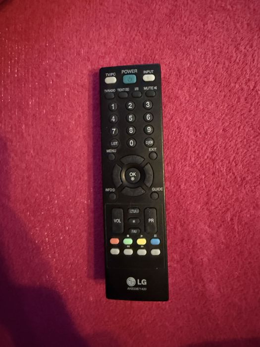 Sprzedam monitor LG Flatron M197WDP-PC