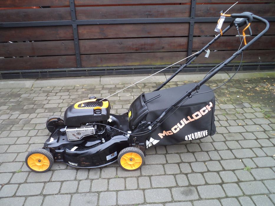 Kosiarka McULLOCH Husqvarna napęd 4x4 DRIVE Briggs&Stratton Mieląca