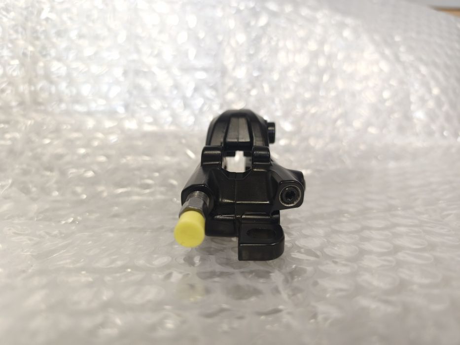 Zacisk hamulca tarczowego Shimano MT200 hydrauliczny hamulcowy  Nowy