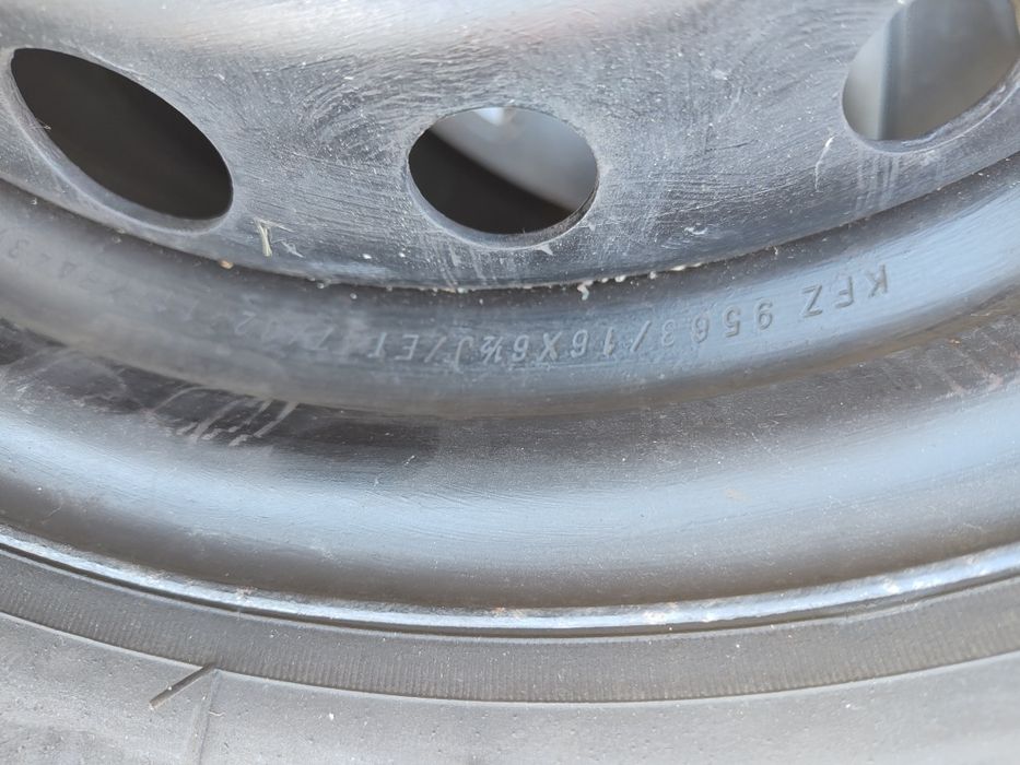 Sprzedam koła zimowe 205/60/R16