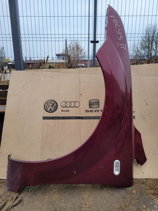 BŁOTNIK LEWY PRZÓD FORD FOCUS II MK2