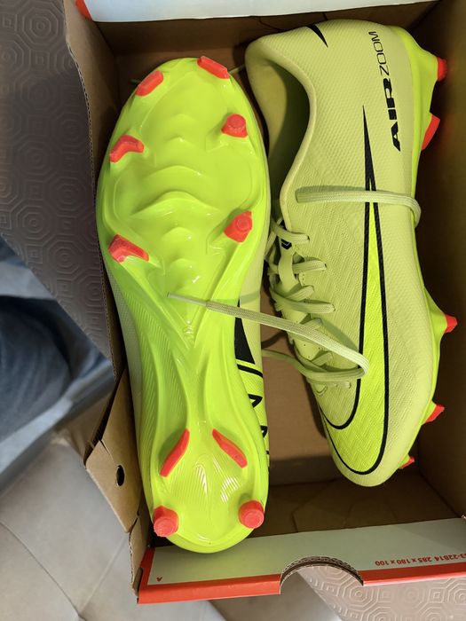 Chuteiras Nike_novas