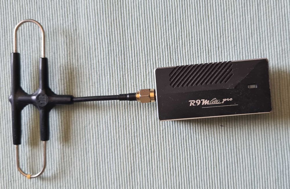 Moduł Long Range FrSky R9M Lite Pro 868MHz 1W + Antena (Taranis X-Lite / X9 Lite)