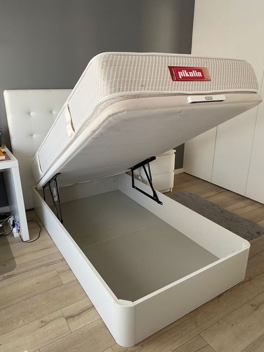 Vendo Sommier e colchão pikolin com cabeceira de cama moderna