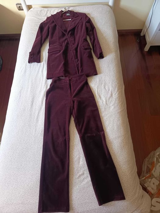Fato Completo de Veludo Bordeaux - S
