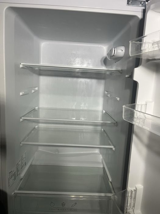 Продам холодильник Midea