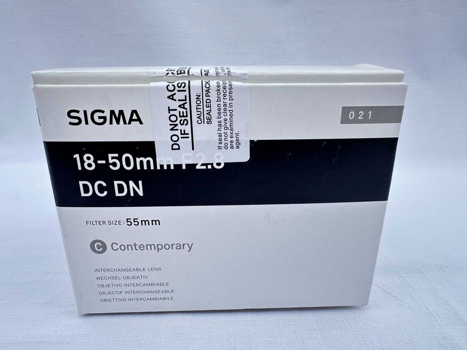 Sigma 18-50mm F2.8 DC DN