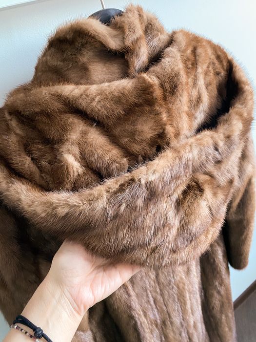 Шикарна норкова шуба (Helsinki)