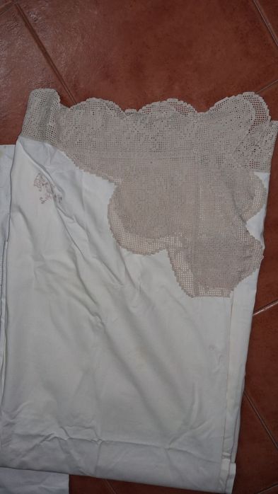 3 Lencois brancos com renda