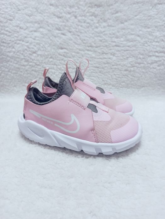 Оригінал Nike, 26 розмір, устілка 16.5 см, кросівки для дівчинки