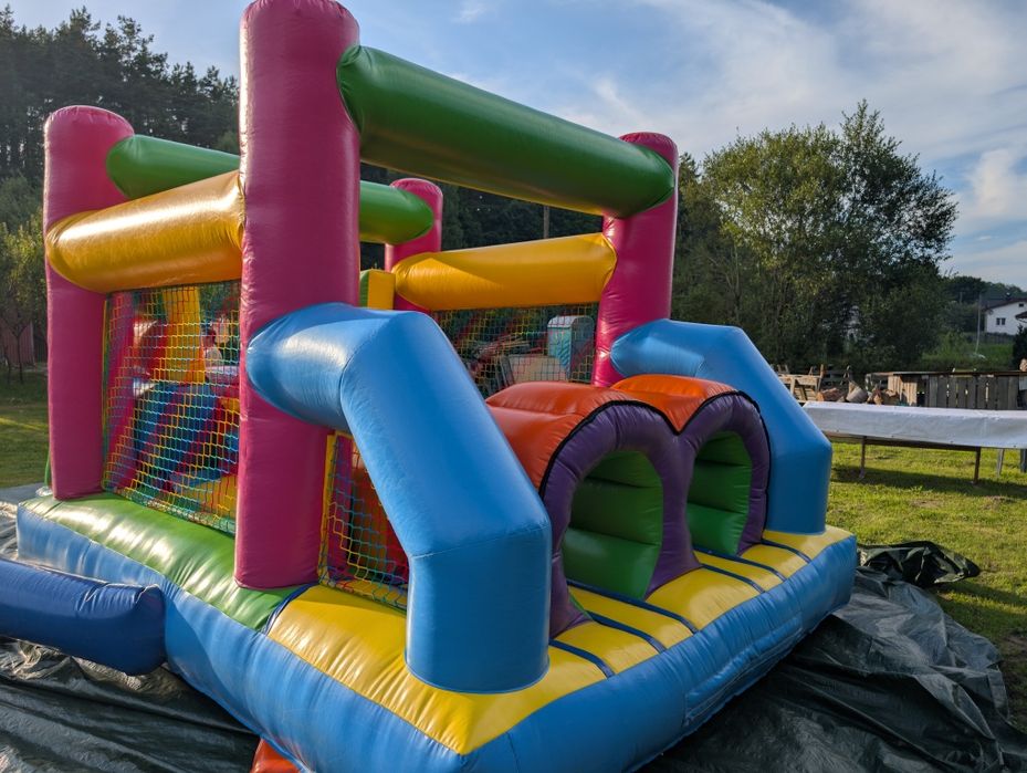 Dmuchaniec plac zabaw zjeżdżalnia trampolina basen z kulkami