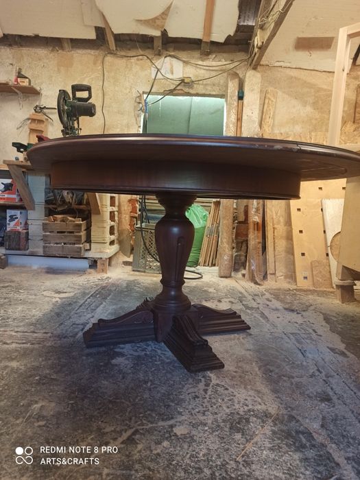 Mesa de refeições extensível