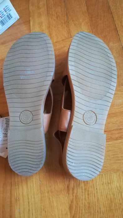 Sandałki damskie skórzane r. 40 Lasocki