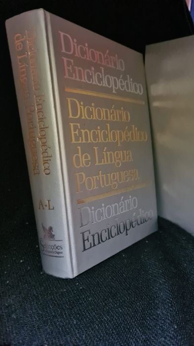 Dicionário enciclopédico de língua portuguesa, 2 volumes