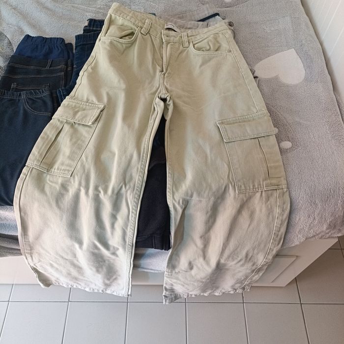 Roupa menina  10/12   1€ cada ?