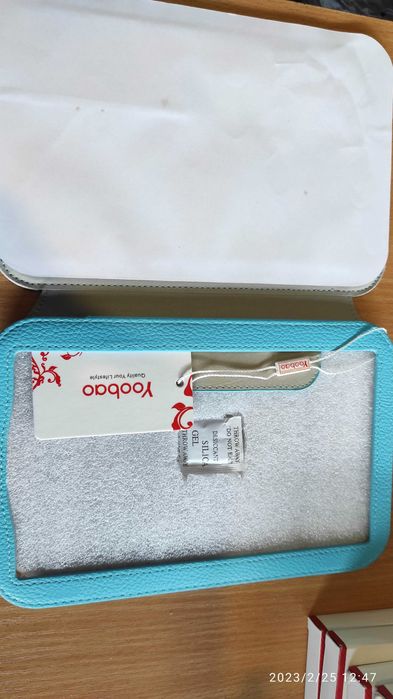 Продам чехлы на планшет Samsung note 10,note 8,Аpple mini разные цвета