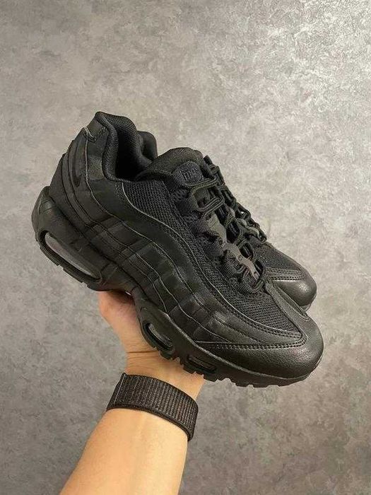 (БЕЗ ПЕРЕДОПЛАТИ) Nike Air Max 95 Triple Black найк ейр макс 95 чорні кросівки