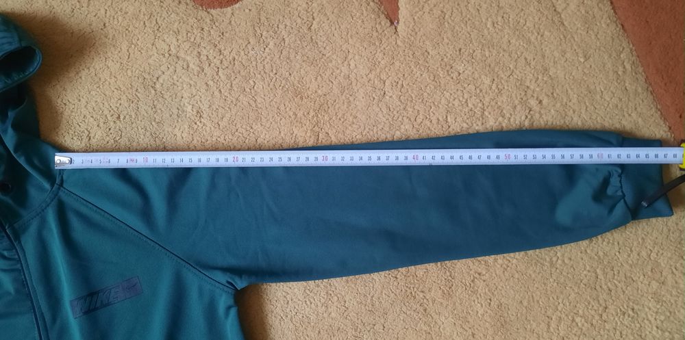 Спортивний костюм Nike на хлопчика розмір 158