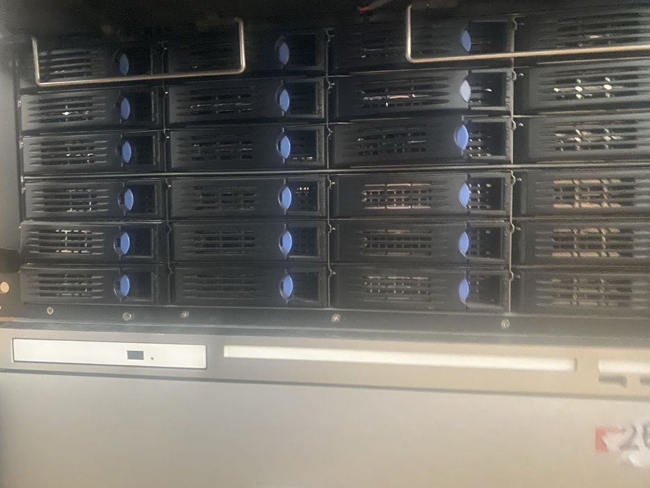 Servidores IPTV Rhode & Schwarz