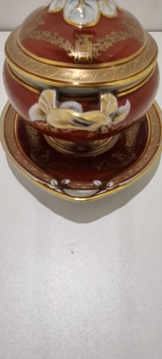 Terrina com Prato LIRAS Vista Alegre 1971 Pintada à mão 20 Cm