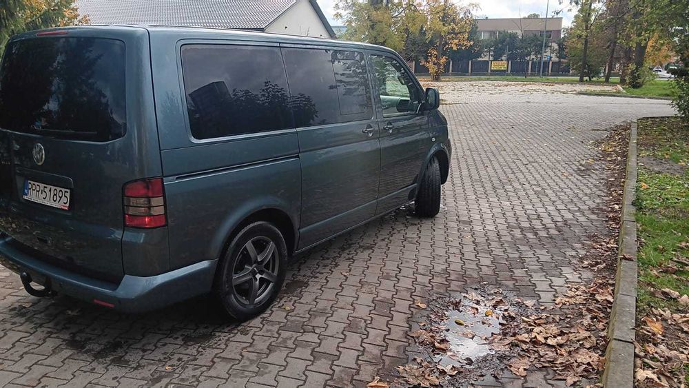 Volkswagen Multivan 2.5TDI 174KM  Webasto 7-osobowy 2004 Stan Idealny