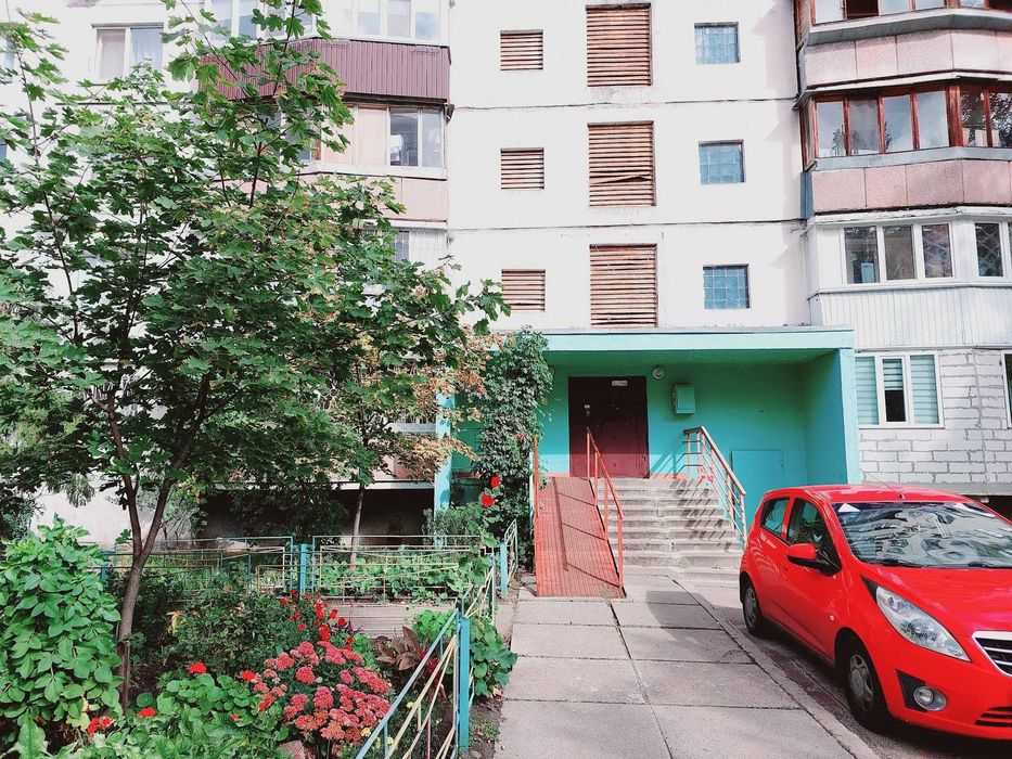 свободно 24.03 пр-т Героев Сталинграда(В.Ивасюка)35, метро Минская