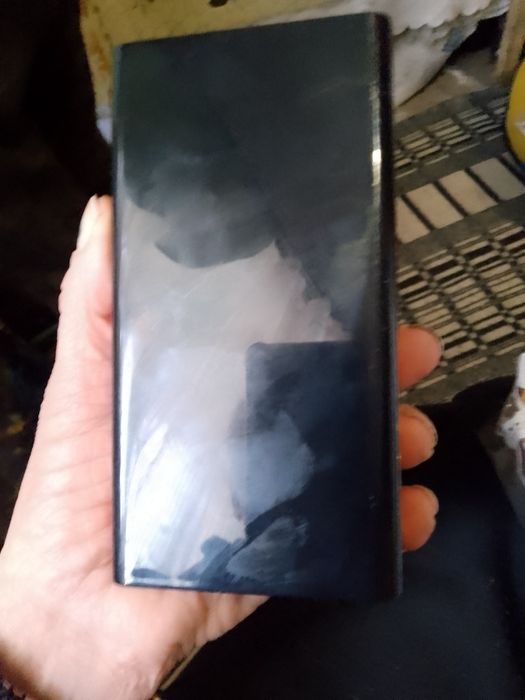 Продам повербанк хороший  кого цікавить питайте