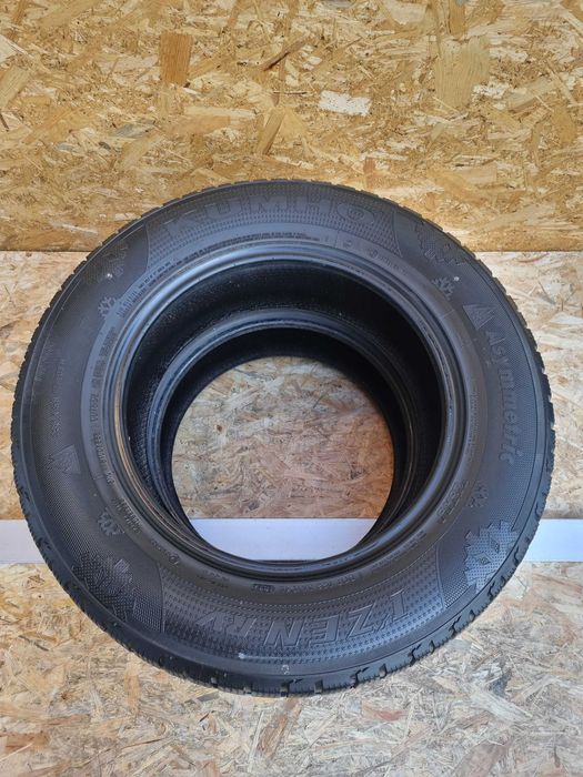 Opony zimowe KUMHO I'zen RV Asymmetric 235/65 R17 108H XL P557